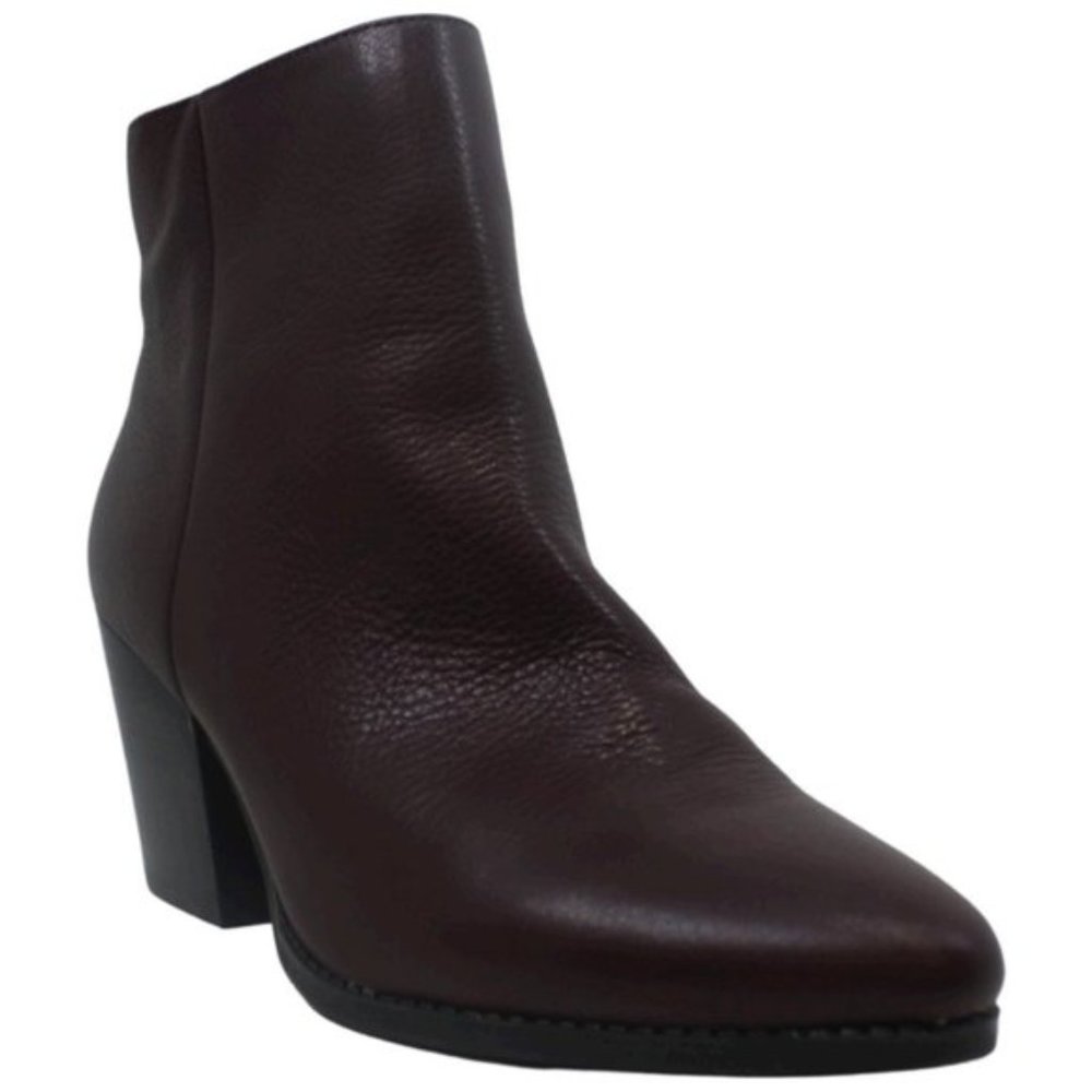 American Rag Eryn Leather Pointed Toe Ankle, NWOT